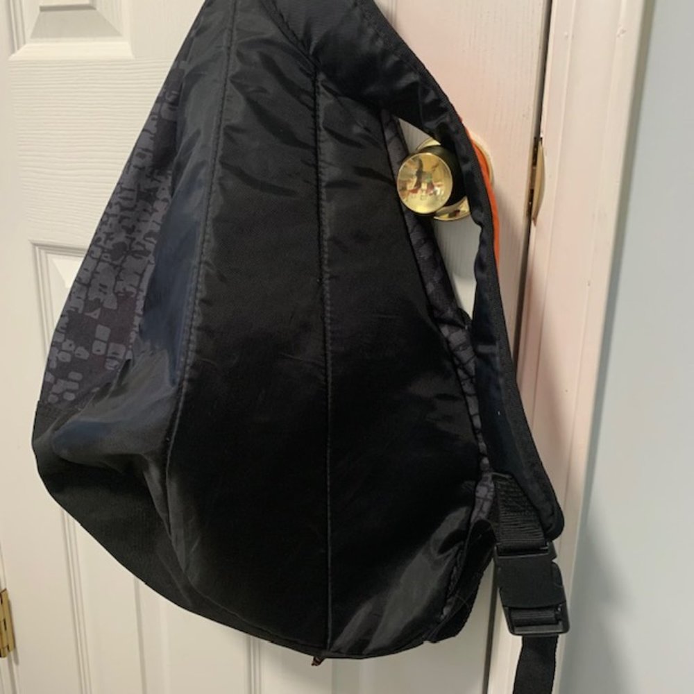 Fuel Single Strap Backpack Black - Picture 8 of 15
